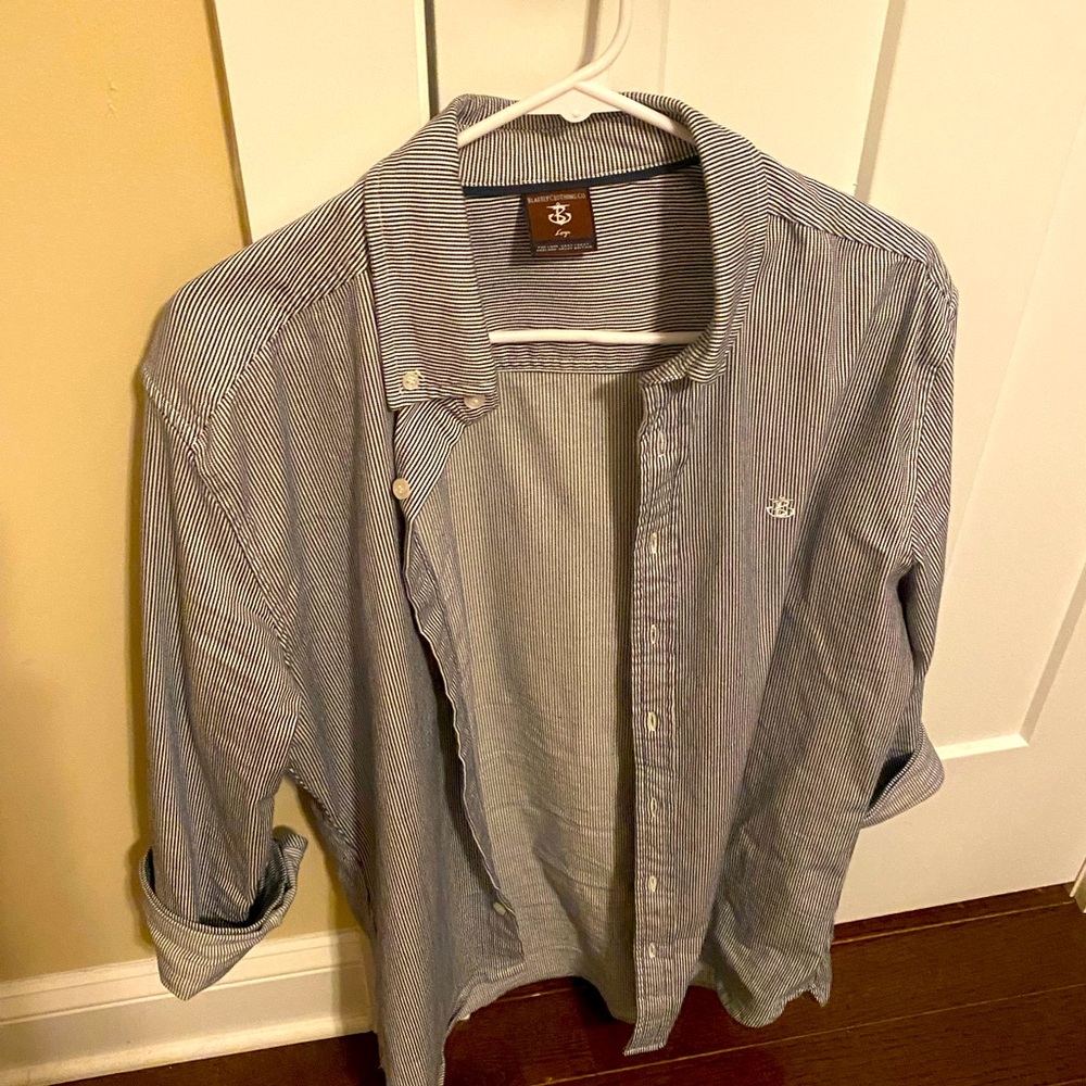 Blakeley’s Slim Fit Button Up